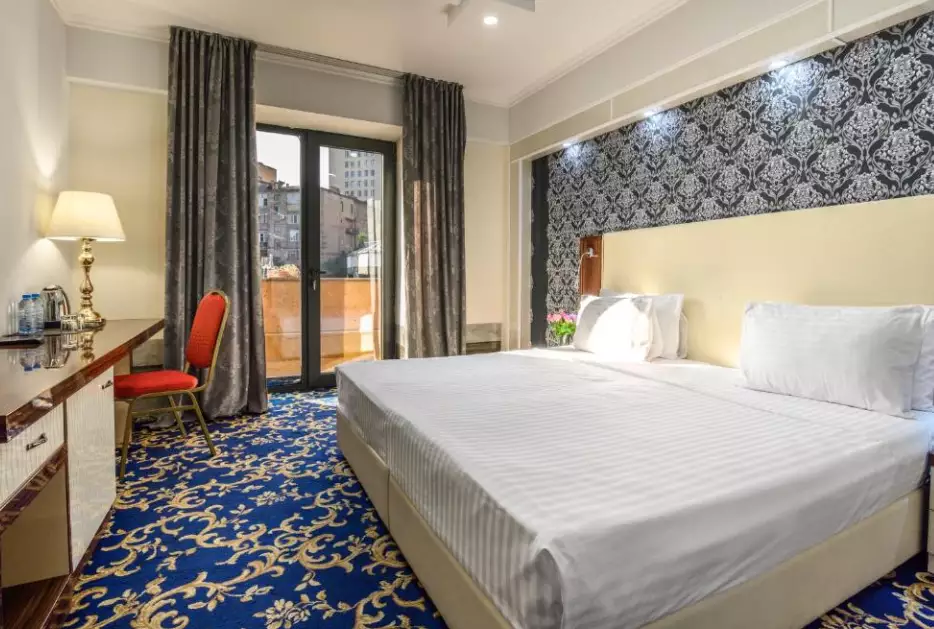 هتل رویال پلازا ایروان